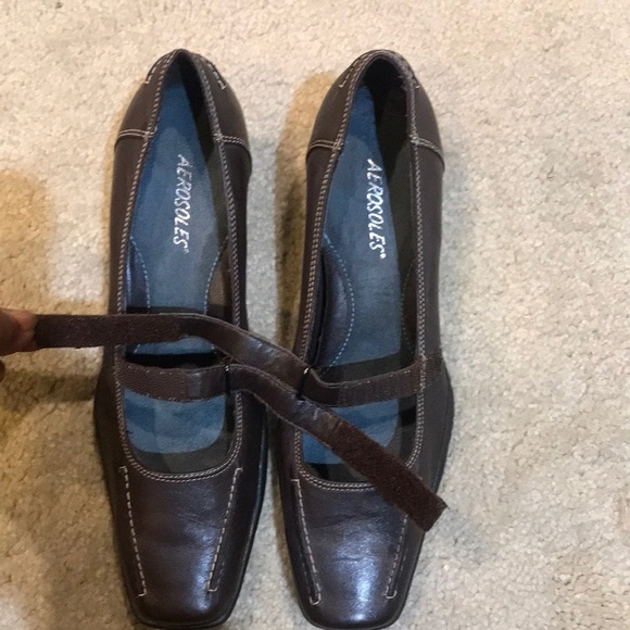 Aerosoles Relatch Velcro Closure Leather Upper Mary Jane 2 inch Heel Shoes-Sz 8 - Picture 7 of 10